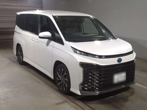 2024 Toyota Voxy ZWR90W[2]