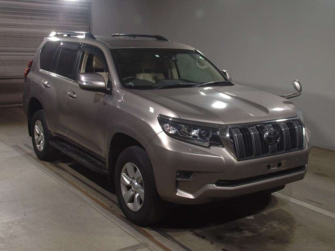 2018 Toyota Land Cruiser Prado GDJ150W[2]