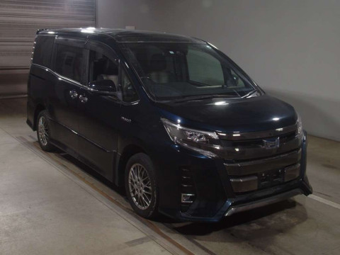 2019 Toyota Noah ZWR80W[2]