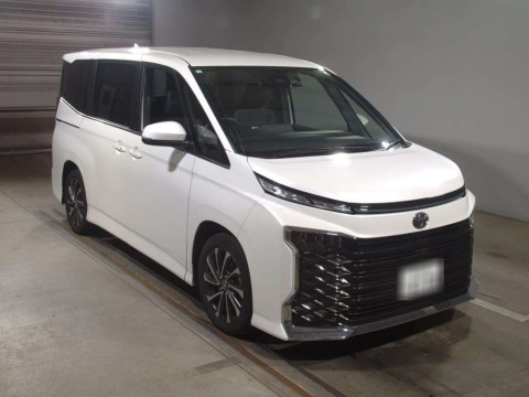 2024 Toyota Voxy MZRA90W[2]