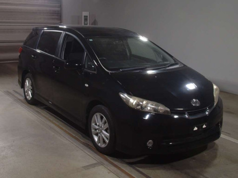 2010 Toyota Wish ZGE20W[2]