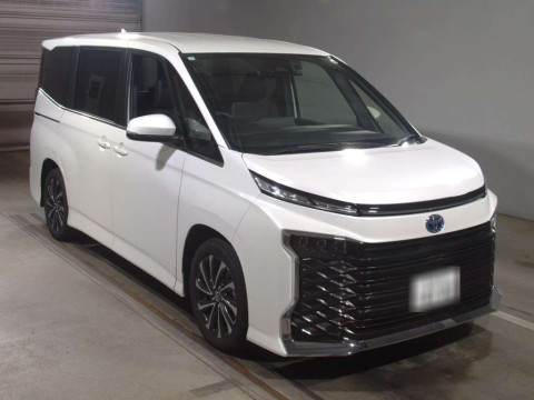 2024 Toyota Voxy ZWR90W[2]