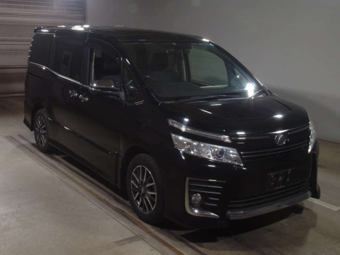 2015 Toyota Voxy ZRR80W[2]