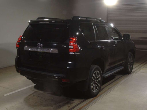 2022 Toyota Land Cruiser Prado TRJ150W[1]