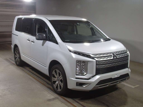 2022 Mitsubishi Delica D5 CV1W[2]