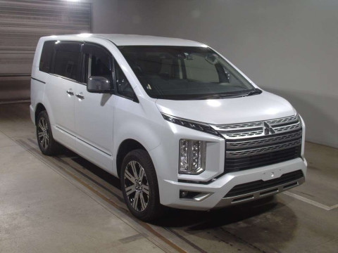 2022 Mitsubishi Delica D5 CV1W[2]