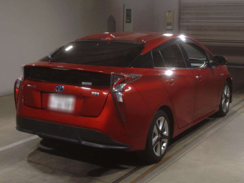 2017 Toyota Prius ZVW50[1]