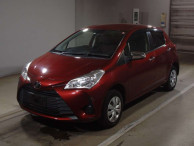 2017 Toyota Vitz