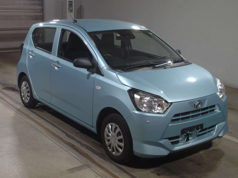 2022 Daihatsu Mira es LA350S[2]