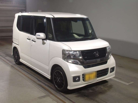 2017 Honda N-BOX CUSTOM JF1[2]