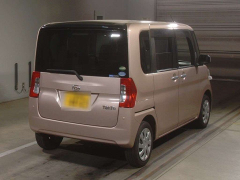 2017 Daihatsu Tanto LA600S[1]