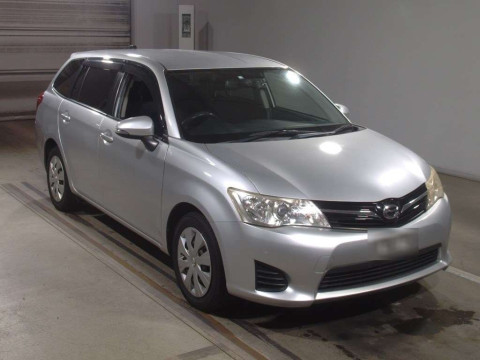 2012 Toyota Corolla Fielder NZE161G[2]