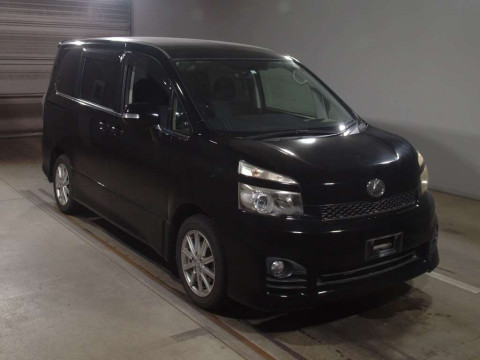 2012 Toyota Voxy ZRR70W[2]