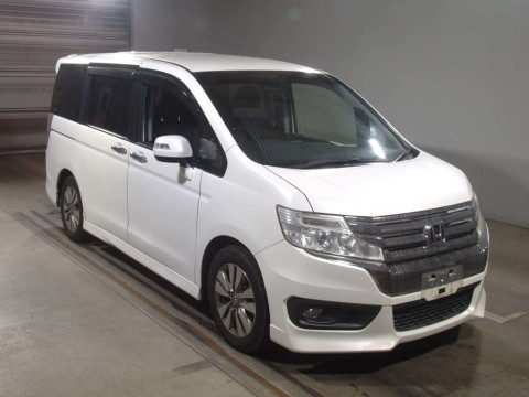 2013 Honda Step WGN Spada RK5[2]