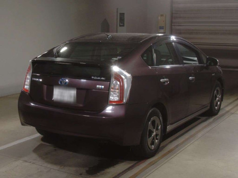 2013 Toyota Prius ZVW30[1]