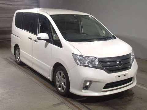 2012 Nissan Serena FC26[2]