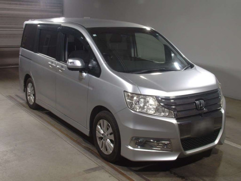 2010 Honda Step WGN Spada RK6[2]