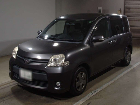 2011 Toyota Sienta NCP81G[0]