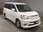 2003 Toyota Noah