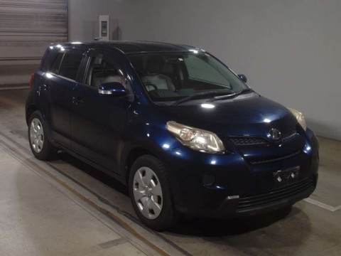 2010 Toyota IST NCP115[2]