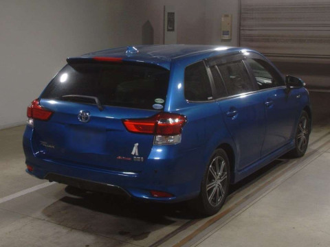 2015 Toyota Corolla Fielder NKE165G[1]