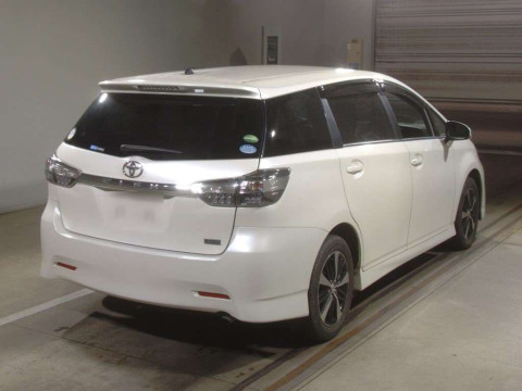 2013 Toyota Wish ZGE20W[1]