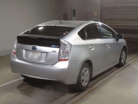 2010 Toyota Prius ZVW30[1]