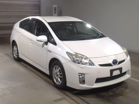 2011 Toyota Prius ZVW30[2]