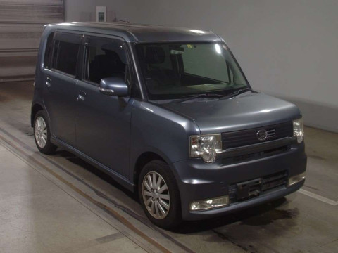 2009 Daihatsu Move Conte Custom L575S[2]