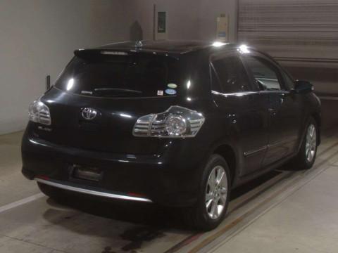 2010 Toyota Blade AZE156H[1]