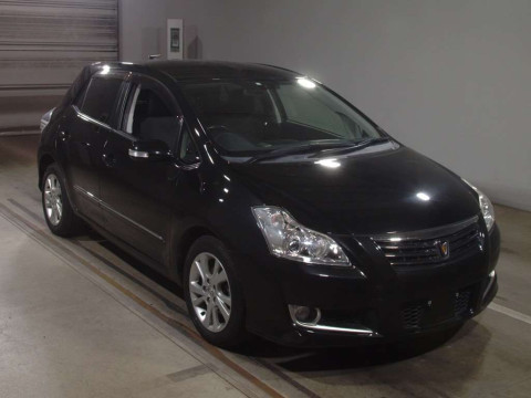 2010 Toyota Blade AZE156H[2]