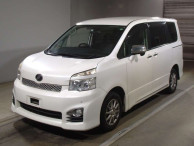 2012 Toyota Voxy