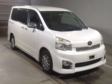 2012 Toyota Voxy ZRR75W[2]