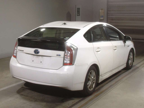 2012 Toyota Prius ZVW30[1]