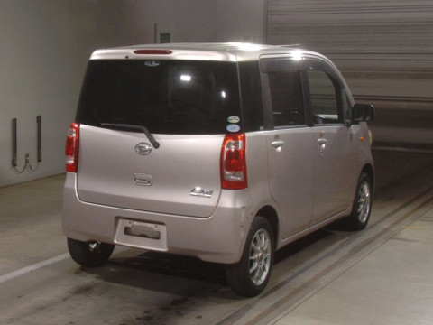 2010 Daihatsu Tanto exe L455S[1]