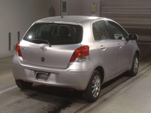 2010 Toyota Vitz KSP90[1]