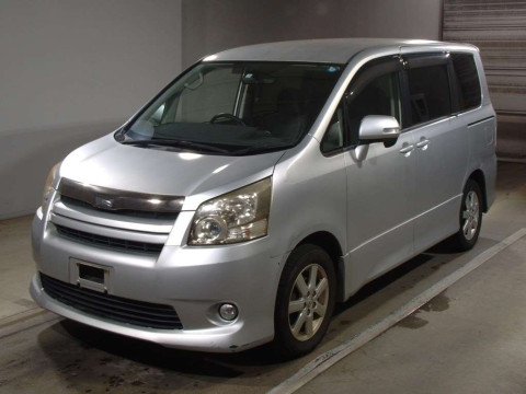 2009 Toyota Noah ZRR70W[0]