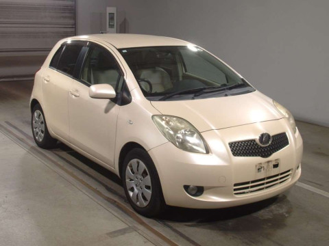 2006 Toyota Vitz SCP90[2]