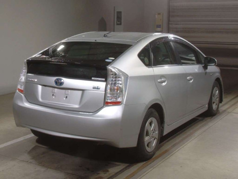 2010 Toyota Prius ZVW30[1]