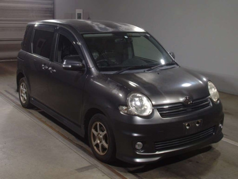 2008 Toyota Sienta NCP81G[2]