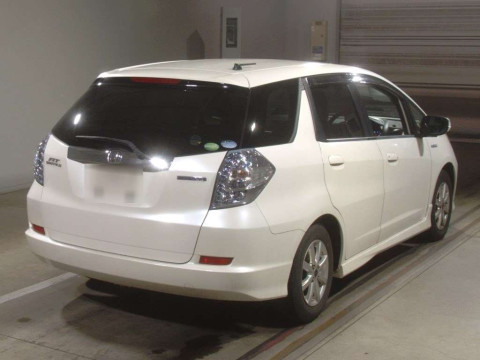 2012 Honda Fit Shuttle Hybrid GP2[1]