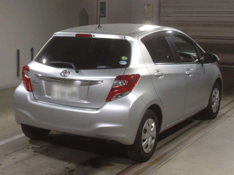 2014 Toyota Vitz NSP130[1]