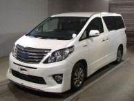 2013 Toyota Alphard Hybrid