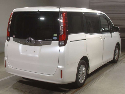 2014 Toyota Noah ZRR80G[1]