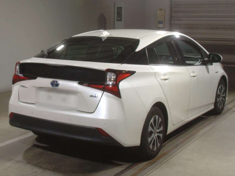 2019 Toyota Prius ZVW51[1]