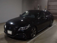 2018 Toyota Crown Hybrid