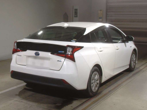 2019 Toyota Prius ZVW51[1]