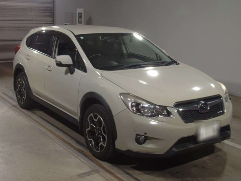 2014 Subaru XV GP7[2]