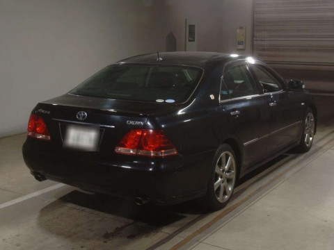 2007 Toyota Crown GRS180[1]