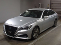 2021 Toyota Crown Hybrid